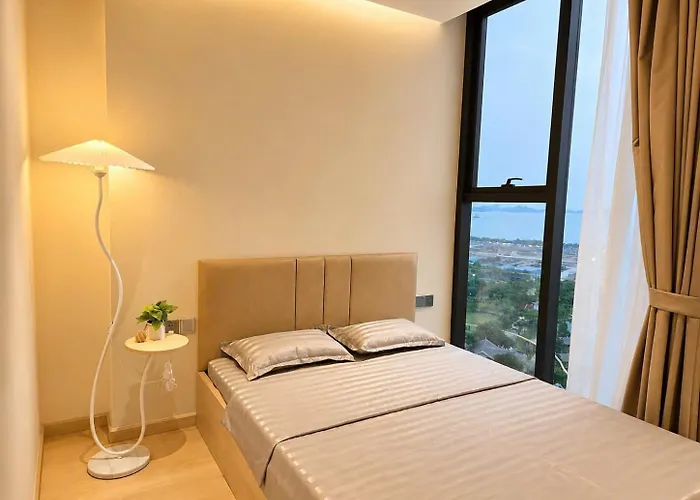Elite By The Ha Long