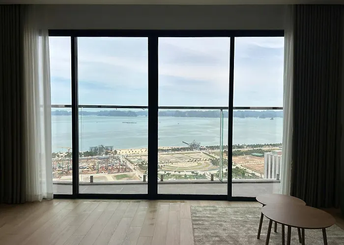 Apartment Elite By The Ha Long